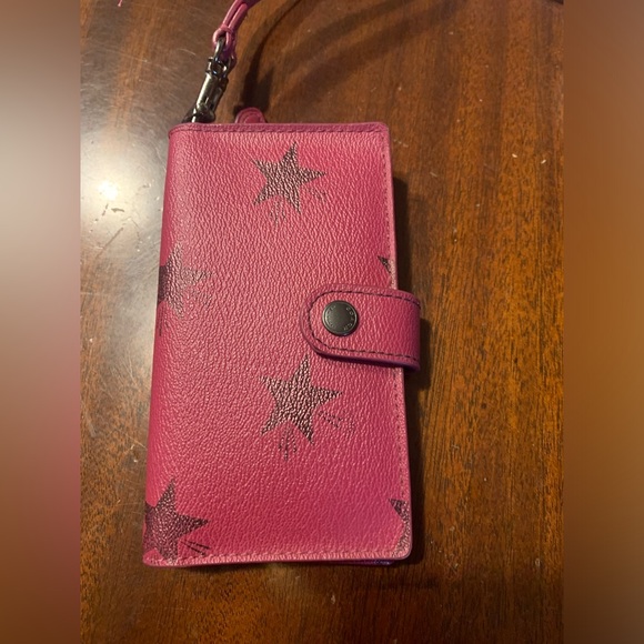 Coach star print phone clutch / wallet. - Picture 1 of 5